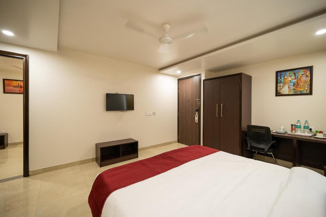 Hotel Sheerha Royal Residency-Near Jaipur Airport Exterior foto