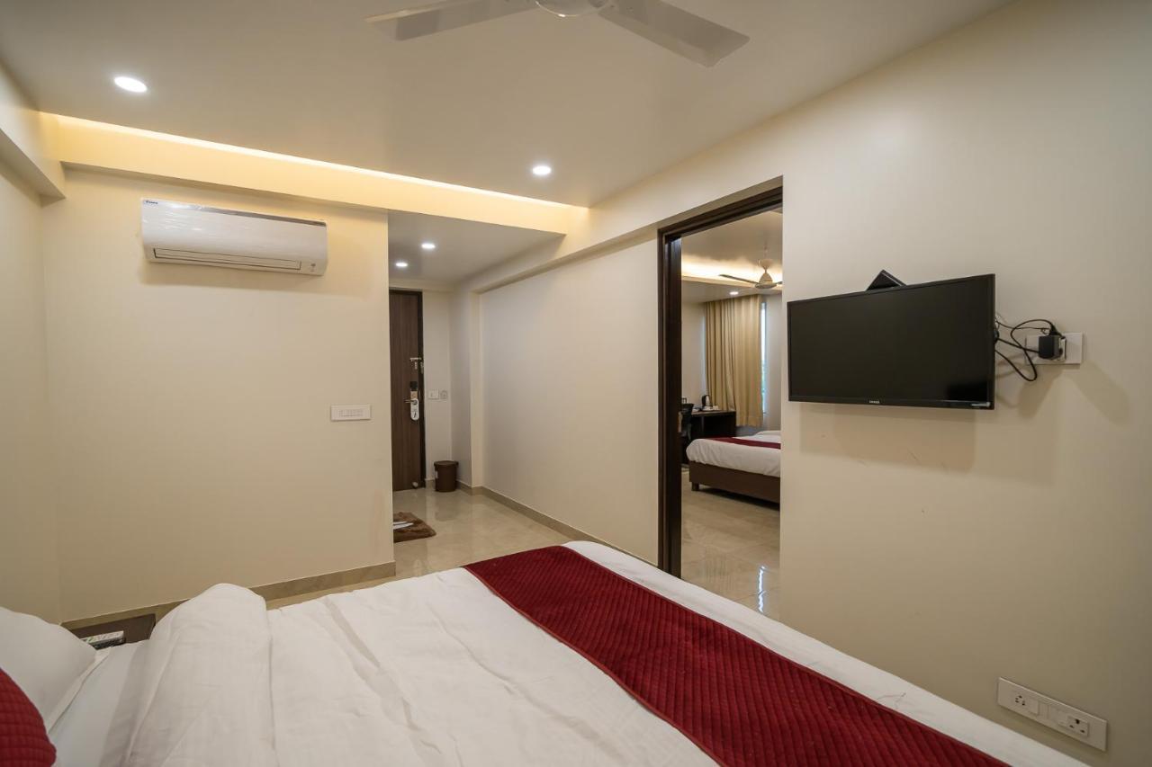 Hotel Sheerha Royal Residency-Near Jaipur Airport Exterior foto