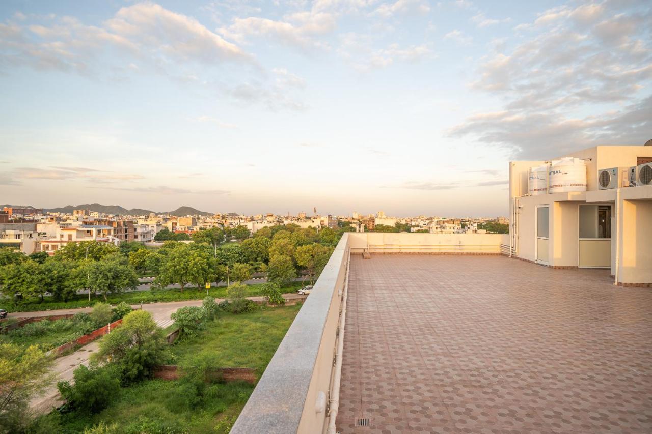 Hotel Sheerha Royal Residency-Near Jaipur Airport Exterior foto
